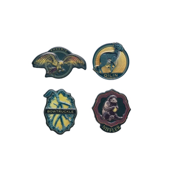Universal Studios Harry Potter Fantastic Beasts Pin Set - Picture 2 of 2